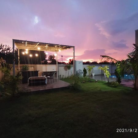 Nine Hill Villa - 2Bhk Private Villa With Pool Удайпур Екстер'єр фото